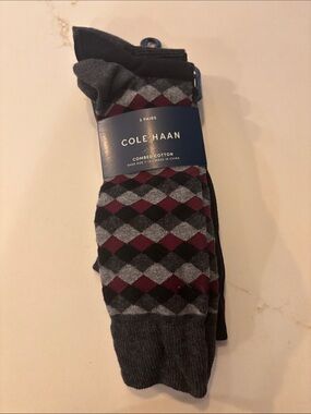 Hot deal🔥 3 pack of Cole Haan Dress Socks
